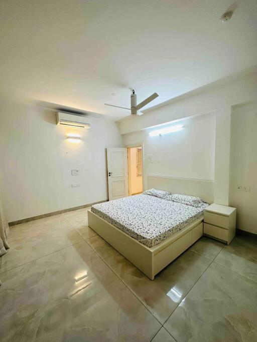 White House Sky View Theatre Villa In Gachibowli المظهر الخارجي الصورة